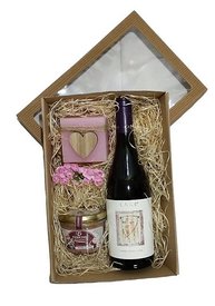 Valentýnský balíček s červeným vínem Care
