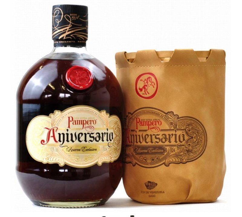 Levně Pampero Rum Aniversario Reserva 25 0,7l