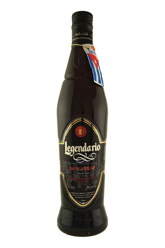 Legendario Ron Anejo 9y 40% 0,7 l (tuba)